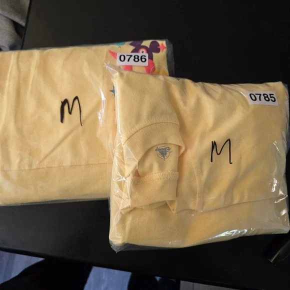 NWT Disney Disneyland Resort Play in Parks Yellow Spirit Jersey Size M - Picture 12 of 12